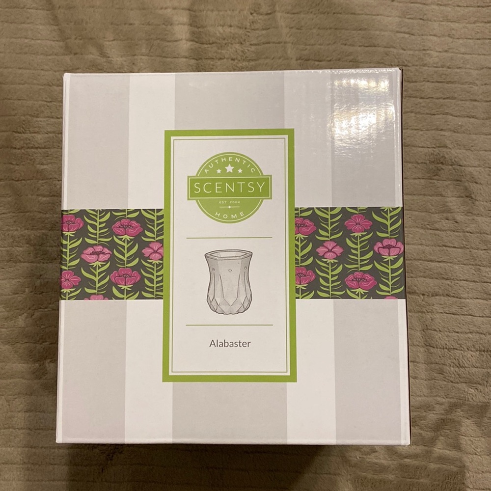 Scentsy Alabaster Warmer